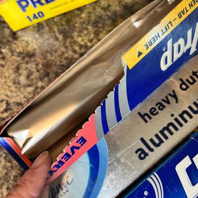 Lot 477 kitchen supplies