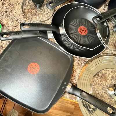 Lot 478 T-fal Cookware Set