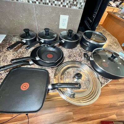 Lot 478 T-fal Cookware Set