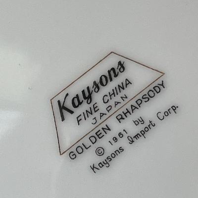 Lot 486 Dinnerware group