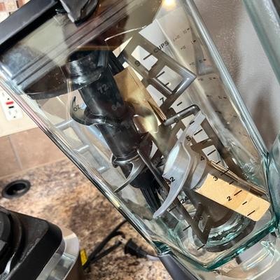 Lot 492 Ninja Blender