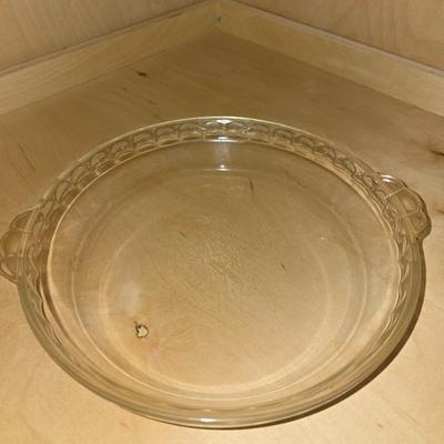 Pyrex pie dish