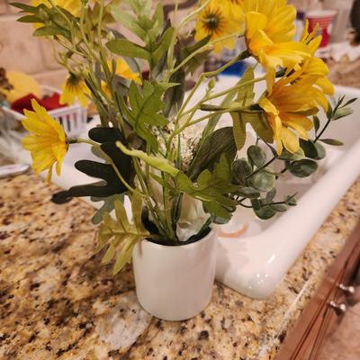 Trueliving floral decor