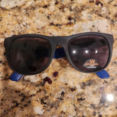 Black & blue sunglasses