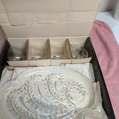 Two Federal Glass Snack Set