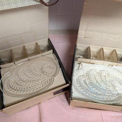 Two Federal Glass Snack Set