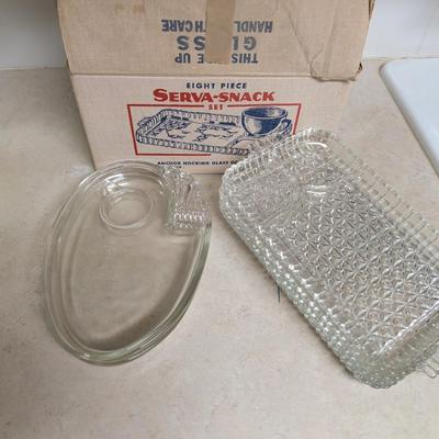 Anchor Hocking Snack Set Plates