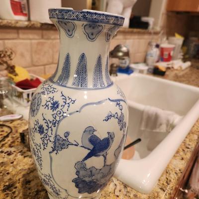 Floral w/ birds blue china vase