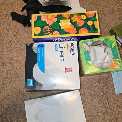 Tissues, gloves and liners