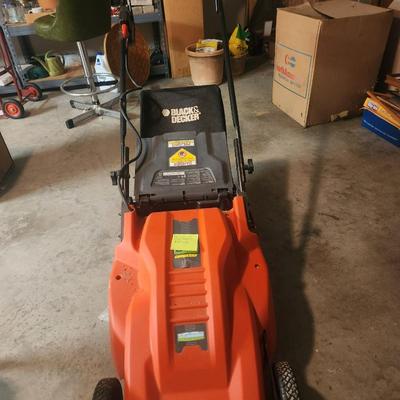 Black & Decker lawn mower