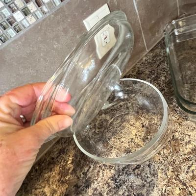 Lot 507 Pyrex bakeware