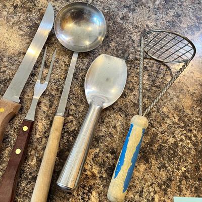 Lot 514 Vintage utensils