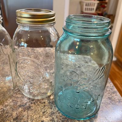 Lot 518 Canning jars