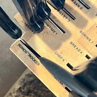 Lot 521 Large cutlery set