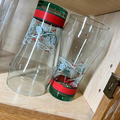 Lot 525 Glass Tumblers