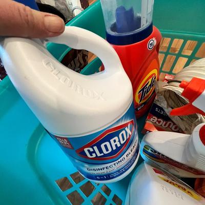 Lot 532 Laundry items