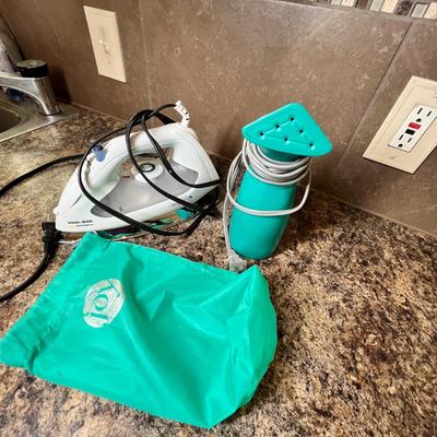 Lot 534 Iron & Steamer