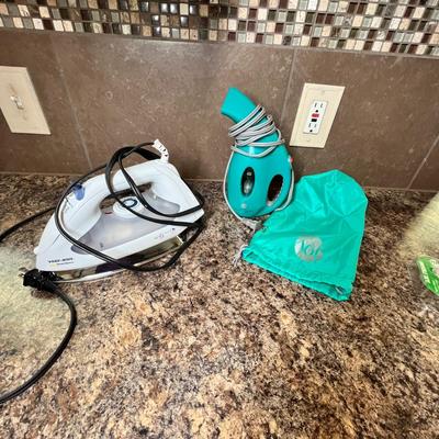 Lot 534 Iron & Steamer