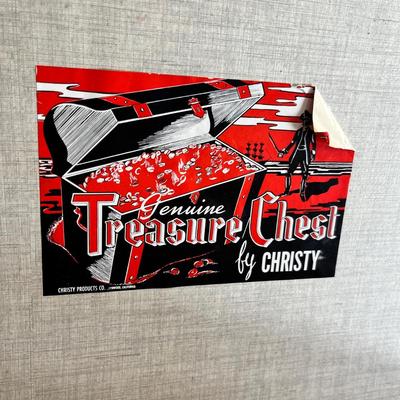 Lot 535 1950s Toy chest storage