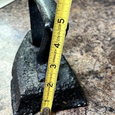 Lot 542 Cast Iron sad iron