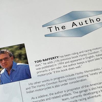 Lot 555 Big book of Harley Davidson