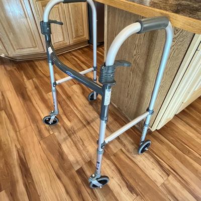 Lot 558 Standard walker