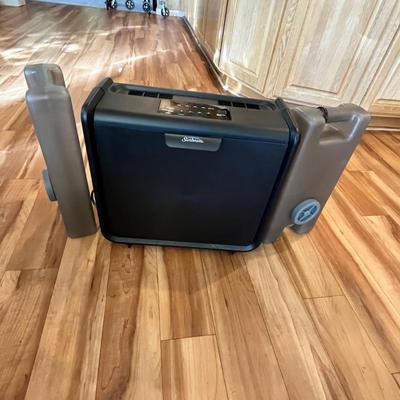 Lot 559 Large humidifier