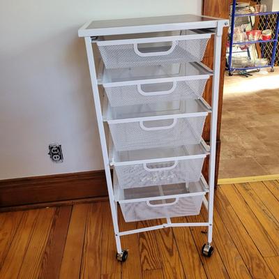 Sale Photo Thumbnail #445: Lightweight and on rollers measures about 16" square