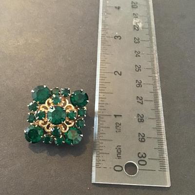 Sale Photo Thumbnail #184: Beautiful Vintage Gold Tone Brooch with green Rhinestones Please see attached pictures