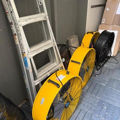 Sale Photo Thumbnail #157