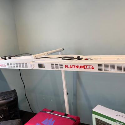 Sale Photo Thumbnail #194