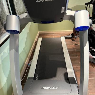 Sale Photo Thumbnail #244