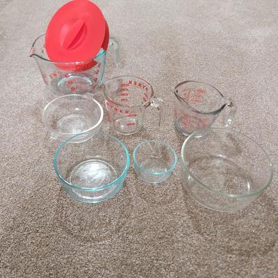 Sale Photo Thumbnail #463: Get your Pyrex measuring fix here, bowls serve, microwave or bake in