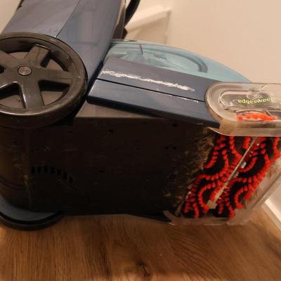 Bissell Proheat Steam Cleaner