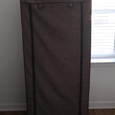 Portable Closet/ Wardrobe