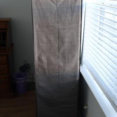 Portable Closet/ Wardrobe