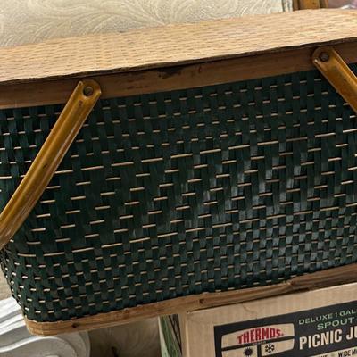 Sale Photo Thumbnail #108: Vintage picnic basket
In very nice condition