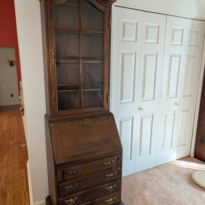 Sale Photo Thumbnail #33: Vintage Ethan Allen Secretary Desk w/ Bookcase hutch 
78h x 24w x 15 deep 
top hutch 7.5 deep