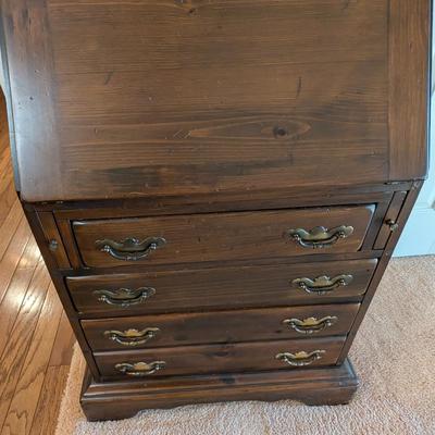 Sale Photo Thumbnail #34: Vintage Ethan Allen Secretary Desk w/ Bookcase hutch 
78h x 24w x 15 deep 
top hutch 7.5 deep