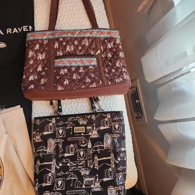 Sale Photo Thumbnail #196