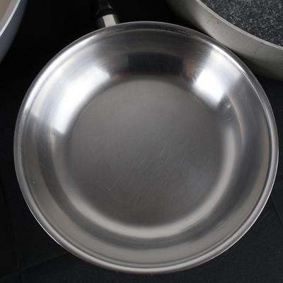 Lot of Pans, Wok Pan (3)