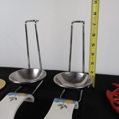 Spoon and Pot Holders/Coasters Lot (11 pieces)