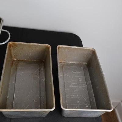 Baking Pan Lot (14 Pieces)