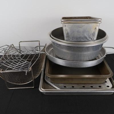 Baking Pan Lot (14 Pieces)