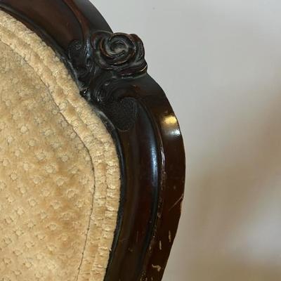 Antique Victorian Carved Rosewood Parlor/Slipper Chair – Original Casters