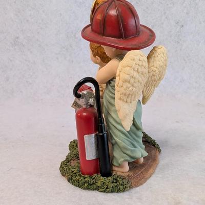 Sale Photo Thumbnail #423: Demadco Prayers and Promises Lot 3pc

contains 3 figurines