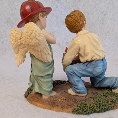 Sale Photo Thumbnail #425: Demadco Prayers and Promises Lot 3pc

contains 3 figurines