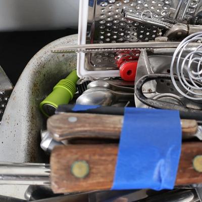Kitchen Utensil/Tools Lot
