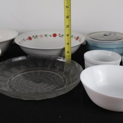 Miscellaneous Kitchen Bowl Lot (9 Pieces)