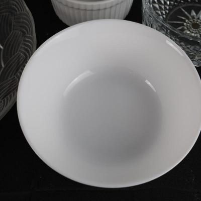 Miscellaneous Kitchen Bowl Lot (9 Pieces)